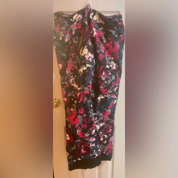 Ripzone Women’s Insulated Ski Pant - Picture 3 of 5